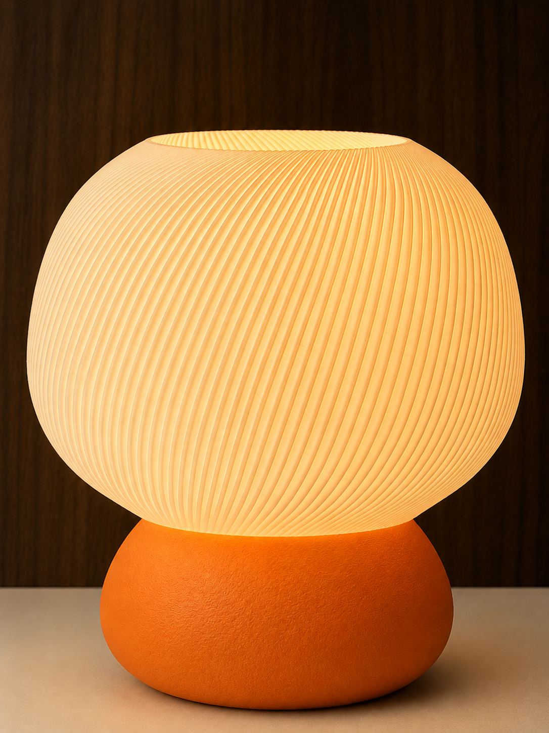 Lámpara impresión 3D, PLA, luz cálida, base de color naranja. 